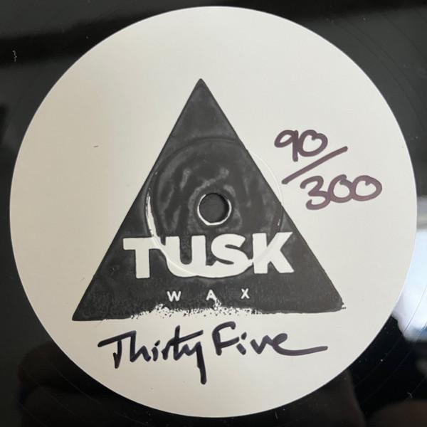 La Mano, Andrew Maxwell Morris - Tusk Wax Thirty Five
