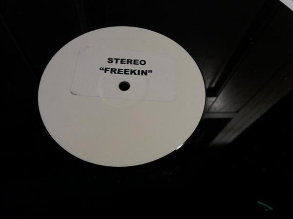 Stereo - Freekin